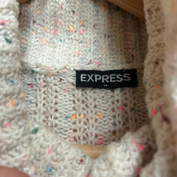 FREE (see details) express knit tunic sweater - Picture 3 of 7
